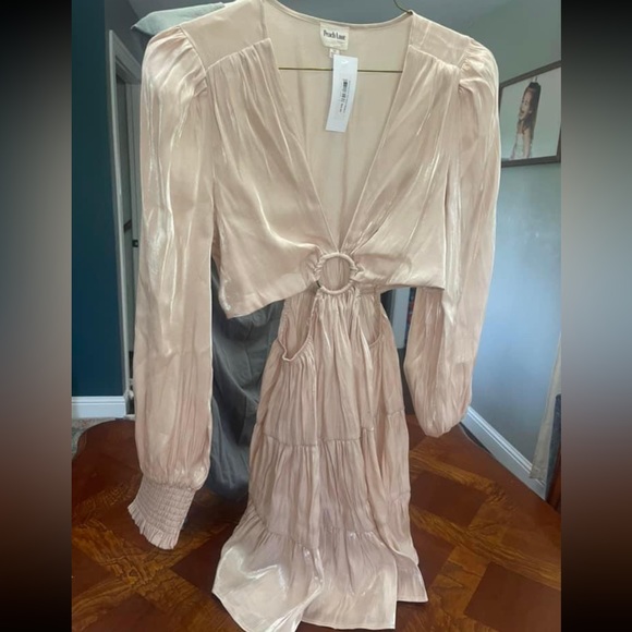 Dress - Picture 1 of 1